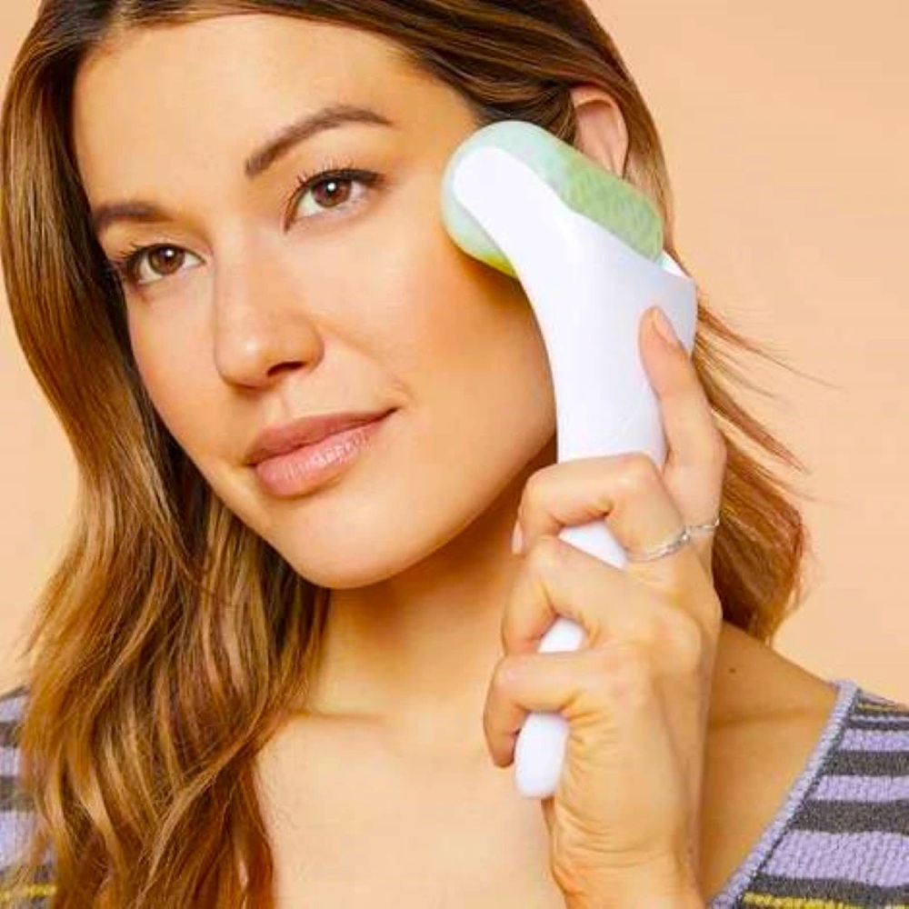 ZOE AYALA Professional Ice Roller FabFitFun